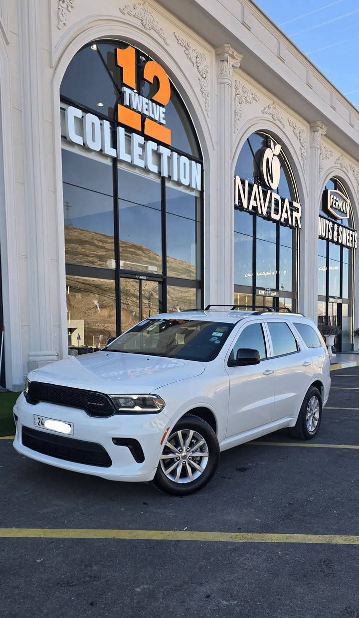 دورنكو 2023
6 سلندر 3.6L
ماشية 50mile 
رقم دهوك بأسمي 
رقم وهزة وسنوية جديد 2032
جداً نظيفة السيارة وبدون نقص نهائياً

رادار جانبي ( نقطة عمياء )
اشارة ليد LED
كشن وستيرن تدفئة 
وضعيات قيادة سبورت وايكو 
اوتو ستارت ستوب ( انطفاء ذاتي )
بيها قطعتين تبديل شركة وقطعتين صبغ 
حادث جانبي

السعر 285 وبيها مجال 
مكان السيارة دهوك 
***********
***********
اتصال أو واتساب
