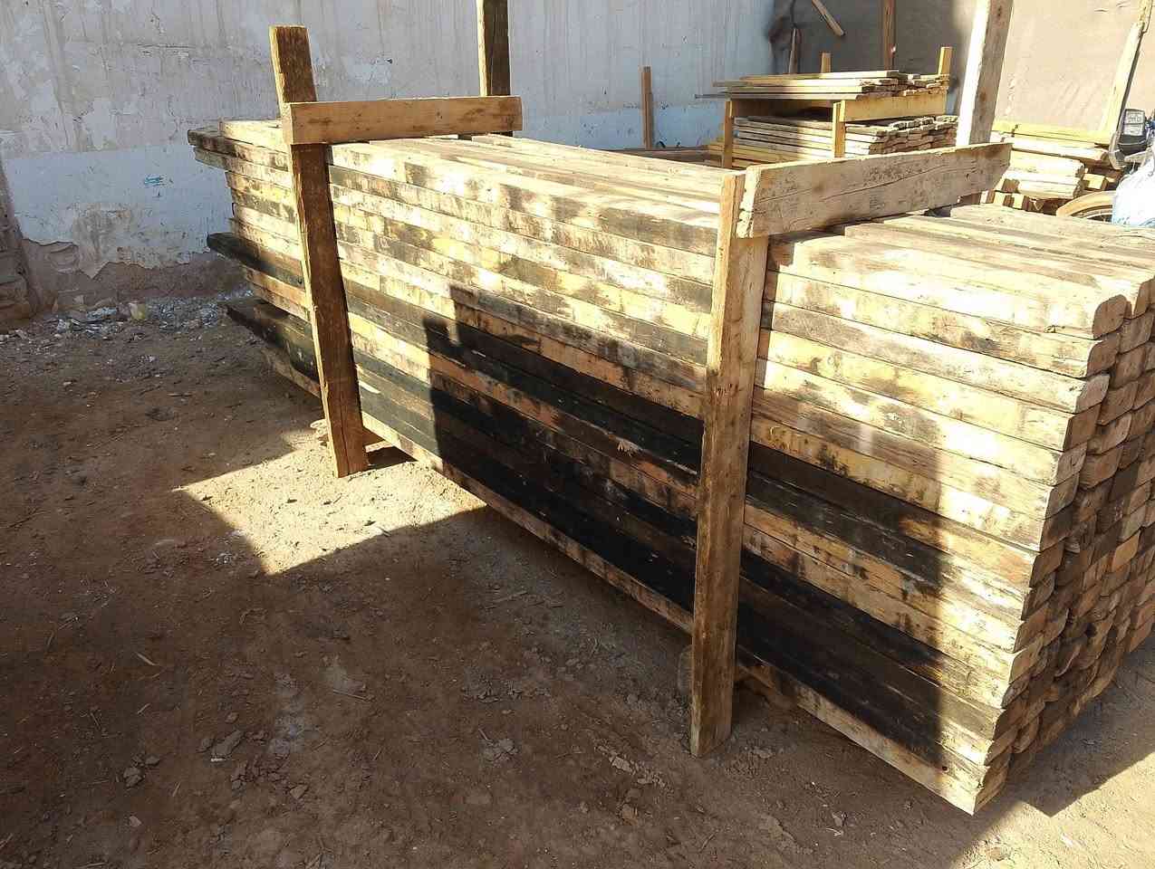 سير طول 3 متر تارس 2×4
العنوان حله شارع 80 قرب مطعم ثابت 

الهاتف *********** - ***********
