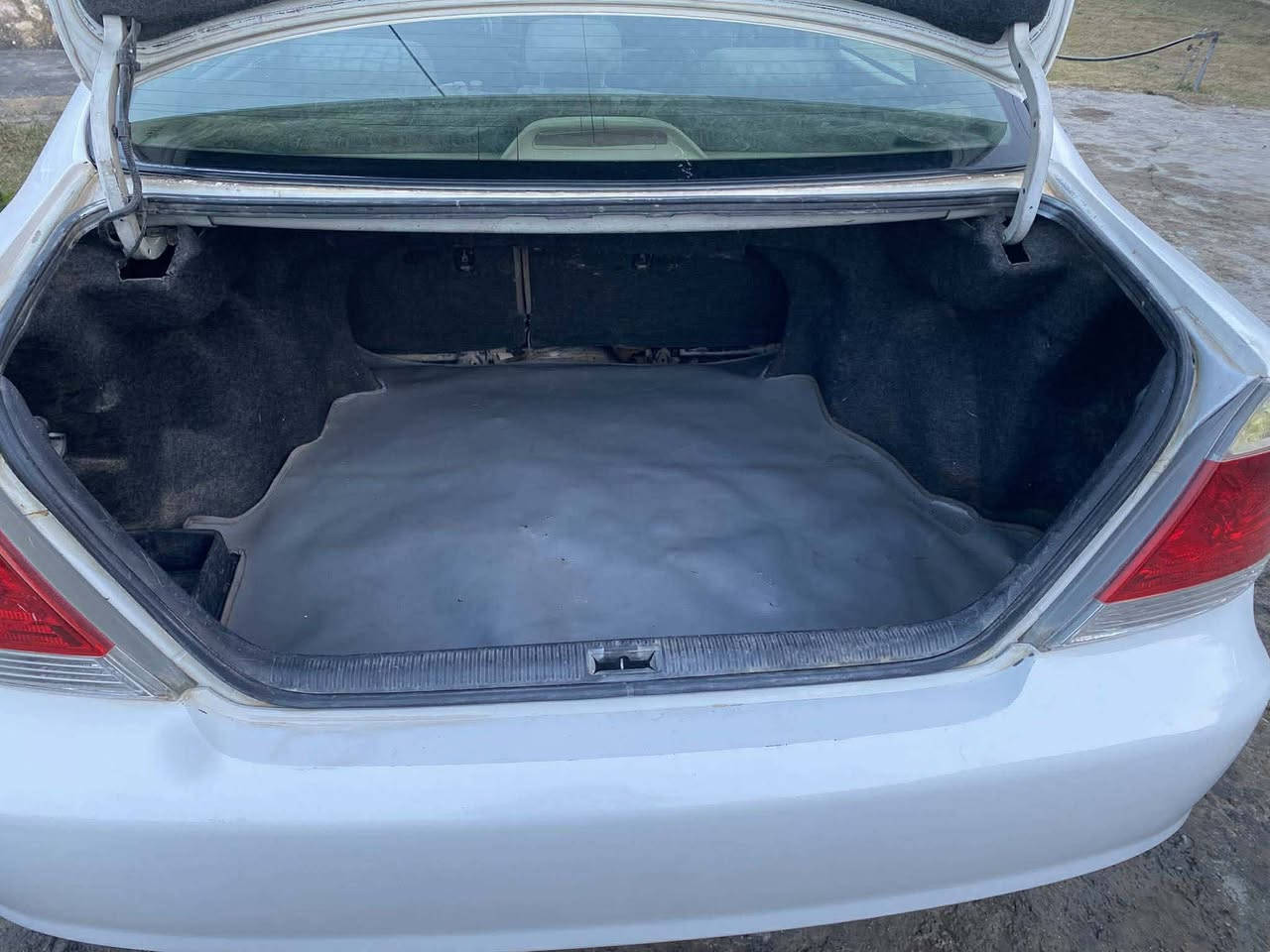 مستعجللللل على البيع
كامري موديل 2006  
رقم بغداد سنويه ل27 
محرك 4 مكفول
كير اوتو مكفول
صدر جديد 
تبريد ثلج
تدفئه ممتازه
تحكم ستيرن 
شاشه وسيتم صوت
داخل صاجي 
كشن كهرباء
تخم ويل گب
كهربائيات كلها شغاله
داخل جديد
السياره جاهزه من كل نواحي
مصبوغه حزام جماليه فقط لسياره حيل حلوه وأحلا من لصور وبلعافيه على لياخذه السعر 85  مكاني الأنبار الرمادي ***********
