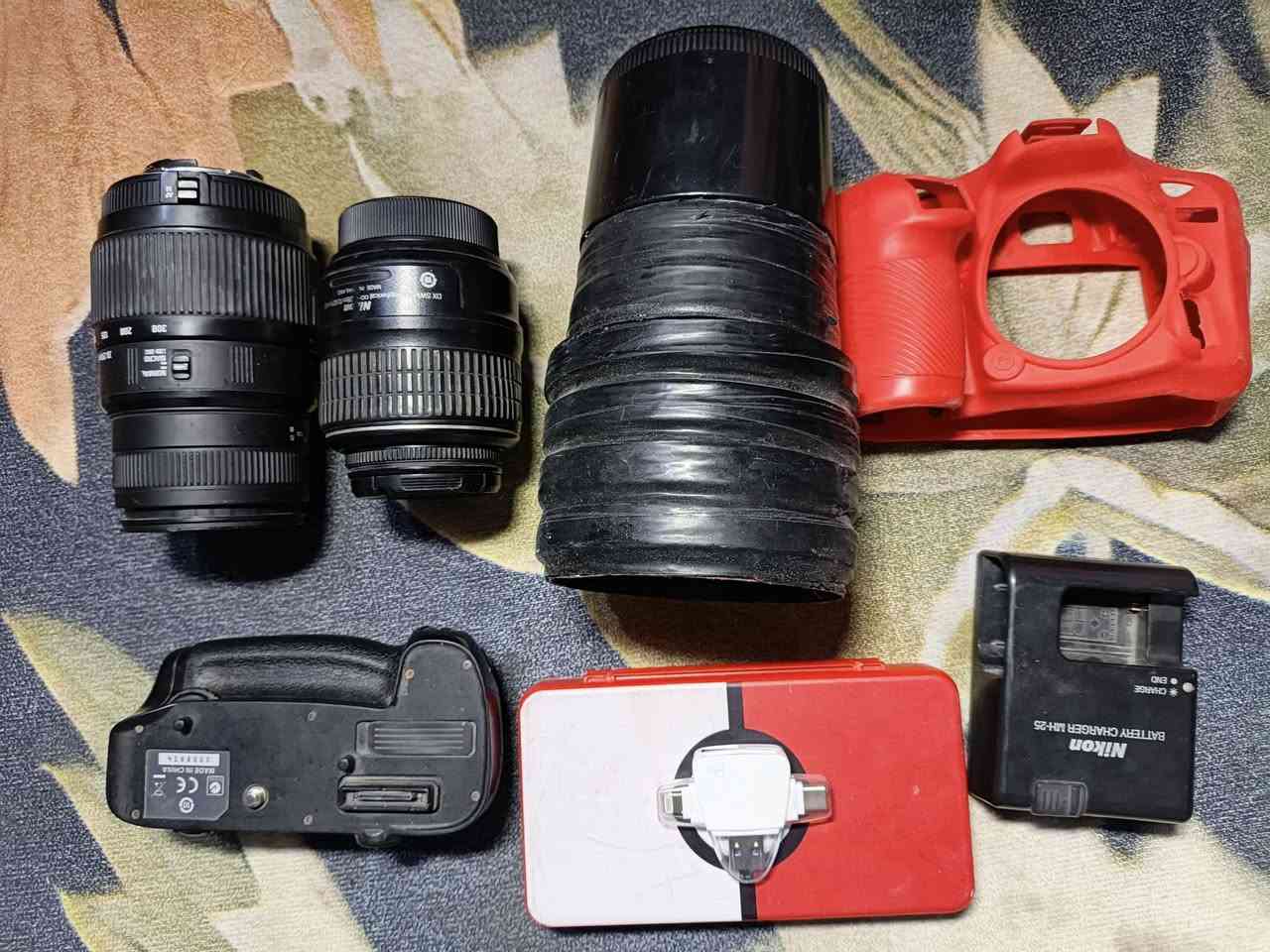 كامره للبيع

نيكون 7100
معى كامل ملحقات

زوم 70_300 رياضي
وعدسه 18_55
معى هود عدسه كبير قطعتين 
و كريب 
وشاحنه اصليه
وبطاريه اصليه
وحافضه رام كبيره 
ورام 16كيكه لاصلي
وكفر حمايه للكامره لون احمر
كارتريدر نقل صور

السعر خاص
للتواصل***********
