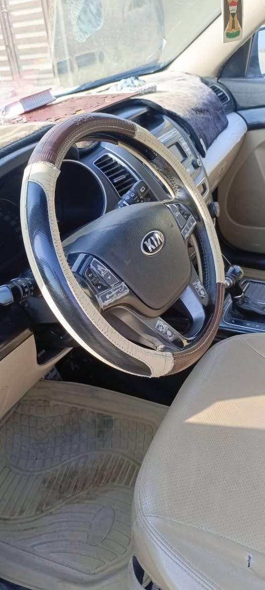 سلام عليكم
سورنتا 15للبيع المستعجل
4سلندررقم اربيل..... السياره بيها باب وچاملغ بصفحت السائق 
السعر 145....العنوان البصره 
***********
