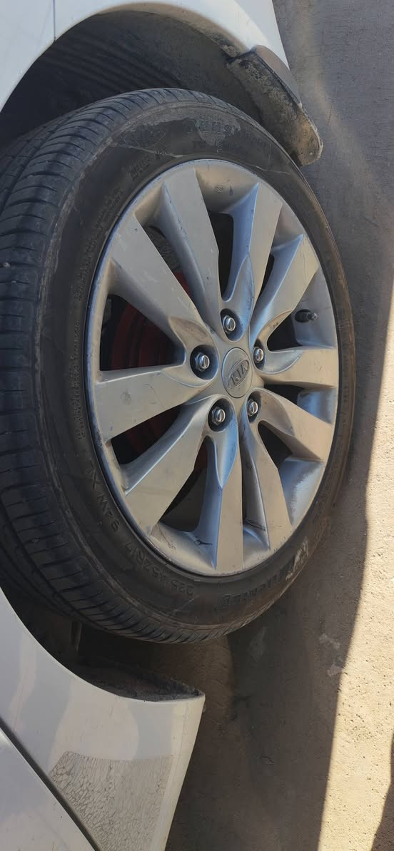 تخم ويل كب حجم 17 مع تخم تاير جديد  سيراتو ..مراوس


**إذا كنت صاحب هذا الإعلان وتريد حذفه لأي سبب، رجاءا أرسل رسالة إلى الدعم الفني**