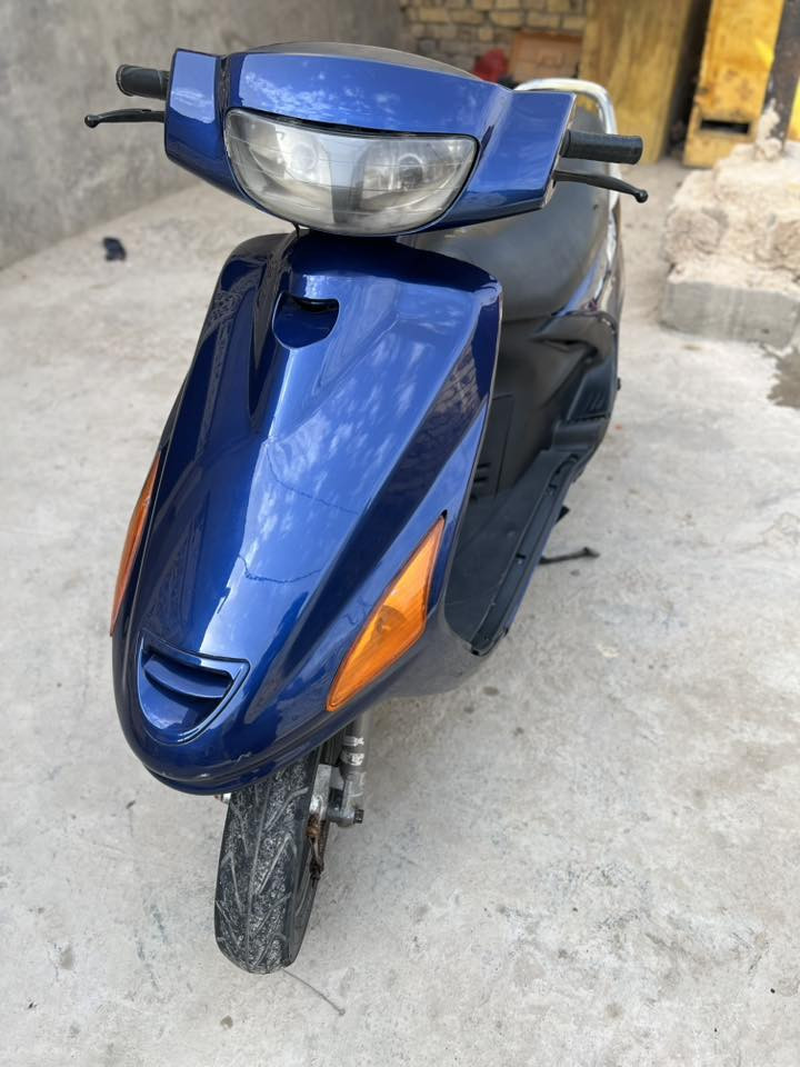 دراجة حلوة وجاهزة كلها شغالة سلف وهندر وكهربائيات
دبلات بريكات بلمكان 
مكينة ناعمة خرسة وصافيه شرط  قطرة دخان ما بيها ولا نضوح دهن 
دراجة حلوه ومال جناي ومناسبه
سعرها 375 قفل  من الاخير
مكانها ديوانية شافعية
***********
