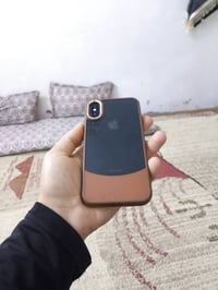 ايفون X • ٦٤ جيجا • فيس ايدي واكف