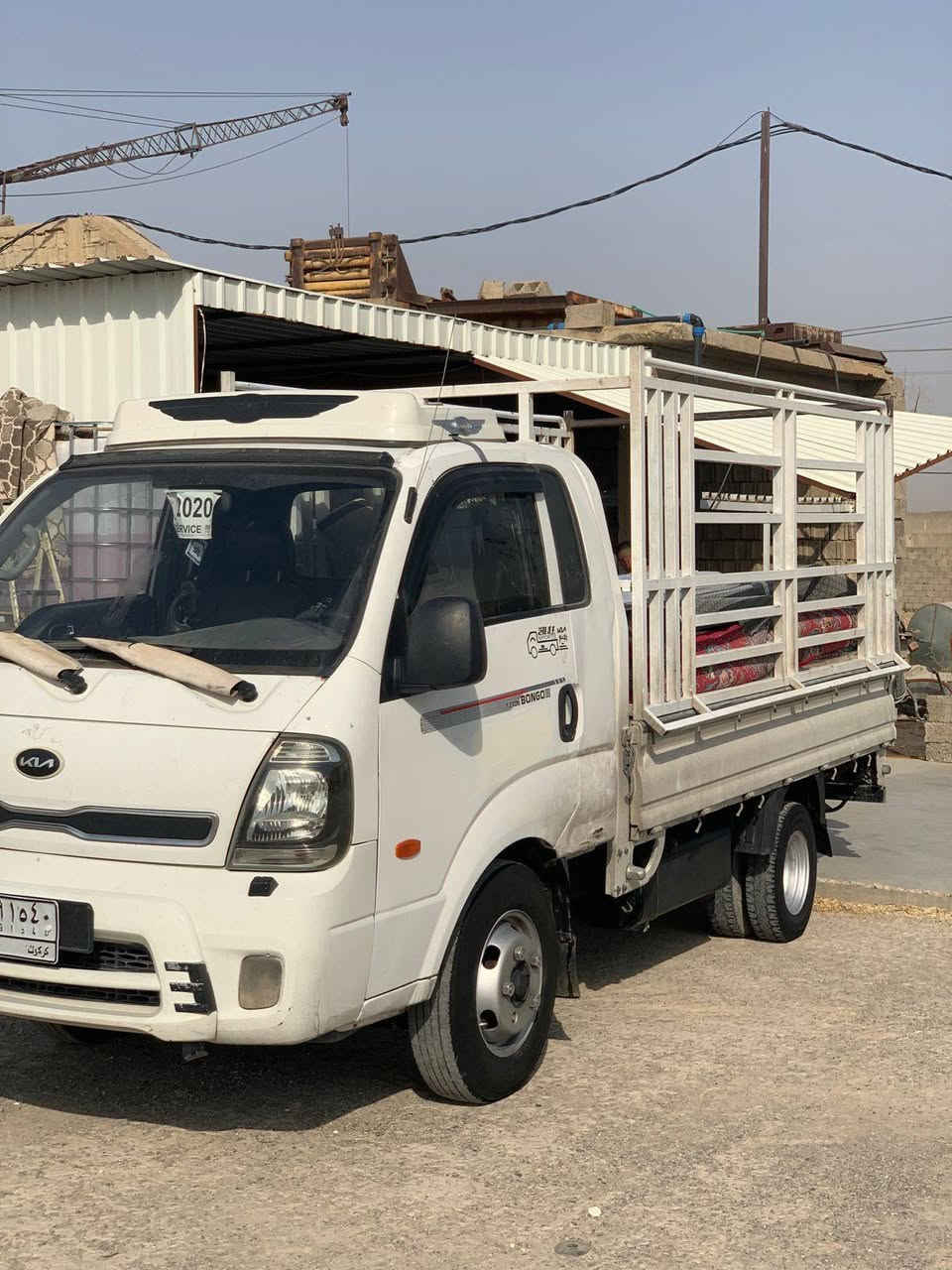 کیا ٤٠٠٠ ادوات
مكان اربيل سيارة ما بيها نقص بس البريك ما بيها شرط مكينة و اكسل و كير.
70 ورقة و بيها مجال لطيبين

***********

***********
