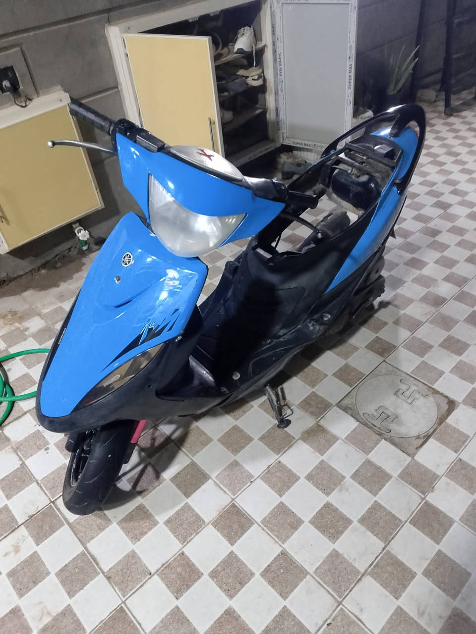 سلام عليكم ماكس عدله للبيع كامله مفتوحه بوشه49 مكاني حله شارع الكورنيش حي صحه ***********
