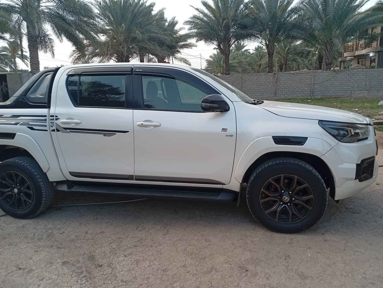 سلام عليكم خوان جيار 22 البيع مكاني المهناويه  طريق سده قرب بنات الحسن الهشميات    رقم سياره   اربيل وهاذ   رقمي ***********
