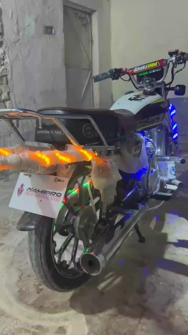 سلام عليكم درجة أبيع سيفان موديل 2025دراجة خير من الله كلشي شغال المكان شهربان جسر مهروت السعر 700وبيهة مجال الشراي يجي


**إذا كنت صاحب هذا الإعلان وتريد حذفه لأي سبب، رجاءا أرسل رسالة إلى الدعم الفني**