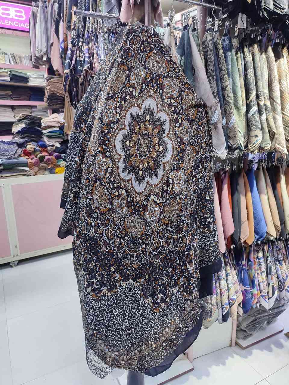 جماعة الهداية ( سعر القطعة ٣٠٠٠)
الوان راقية جداً 
وخامة قطن 
القياس ١١٠ 
حجابات النرجس


**إذا كنت صاحب هذا الإعلان وتريد حذفه لأي سبب، رجاءا أرسل رسالة إلى الدعم الفني**