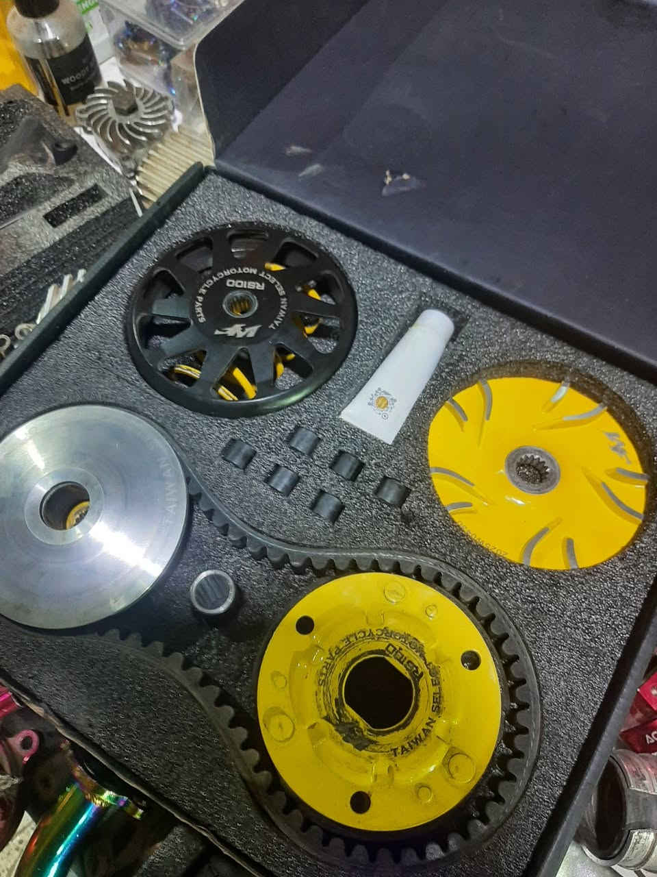 كلجات WF مستخدمات بس فحص و انفتحن و نضافتهن كدامكم للبيع السعر 75


**إذا كنت صاحب هذا الإعلان وتريد حذفه لأي سبب، رجاءا أرسل رسالة إلى الدعم الفني**