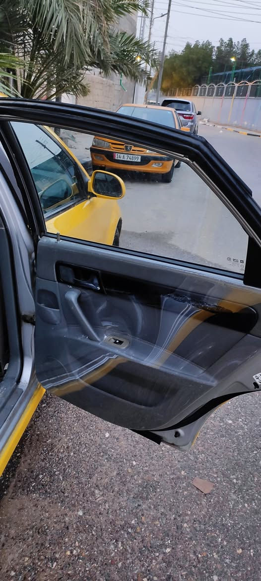 اوبترا 2009 للبيع
( كير+ مكينة) كفالة مصفرة هياة وغرامات سنويتها لغاية 2031 الرقم الانكليزي الجديد مميز مكفولة من الضربة والتبديل صبغ عام (رش فقط بدون معجون) 
تخم تاير جديد . لايت زنون . حدادية 100% . شاشة . كاميرا خلفية. كشافات ارضية زنون اصفر
السعر 65 عنواني البصرة القبلة حي الجامعه 
للتواصل ***********
