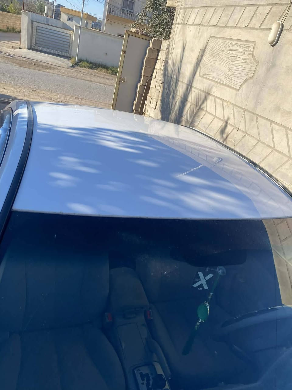 السلام عليكم 
للبيع سوناتا 2007 ادوات گص جنطة لون ابيض جاهزة گير محرك دبلات جدد تواير جدد بس الصدر بي تعب متوأم رقم و السنوية بغداد السعر ٤٣ و بيها مجال مكانها العلم *********** اتصل عالرقم خاص ما عندي
