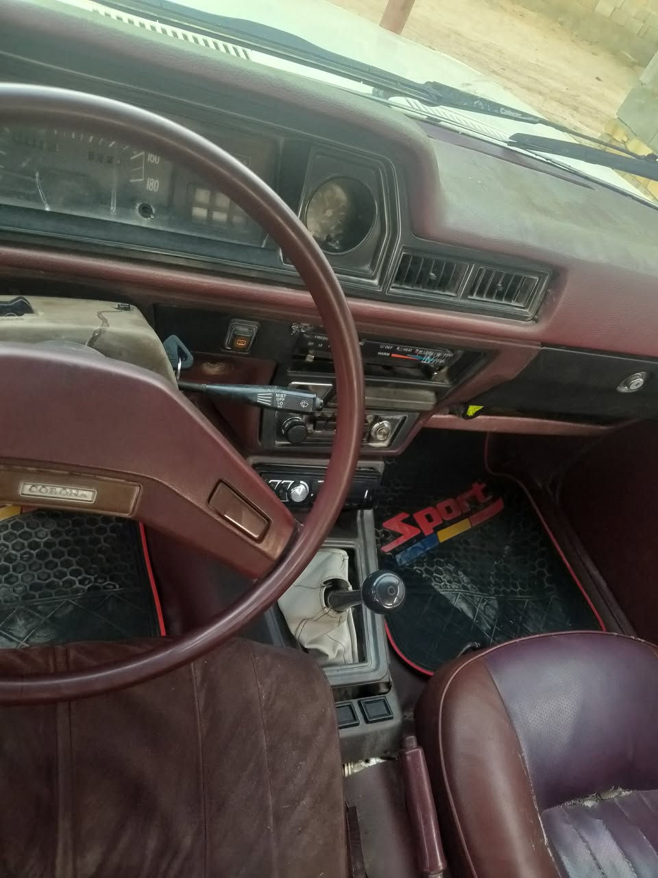 اسلام عليكم كرونا للبيع موديل 80 سياره جاهزه كير ومكينه وكسن وحداديه وتخم تاير جدد تبريد شغال رقم دولي هزه جديده سياره بلاديه وحلوه السعر(32) وبيها مجال حك الجيه المكان
ذي قار قضاء الفجر ***********
