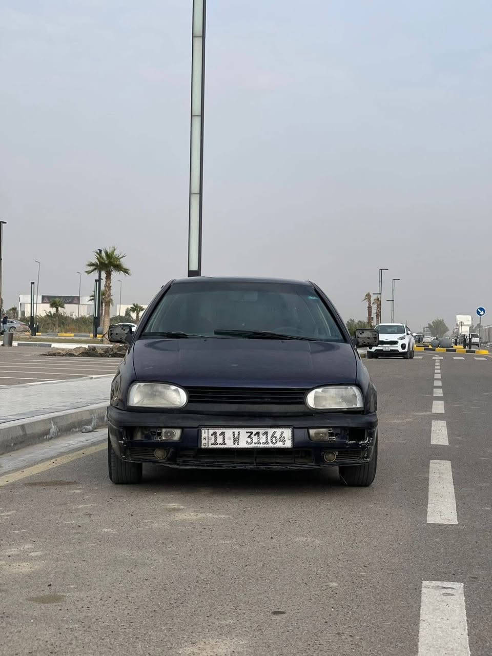 السلام عليكم
كولف 1993 

اوتوماتيك كير ومكينه مكفولات 

محرك 2000

صدر امامي خلفي جديد

تخم تاير جديد 

تبريد ثلج

مكفوله بدون ضربه 

بدون خياس 

سياره جاهزة نقص ايسي بس

السعر ٤٥ وبيه مجال للشراي 

مكان السيارة بغداد الدوره
***********
