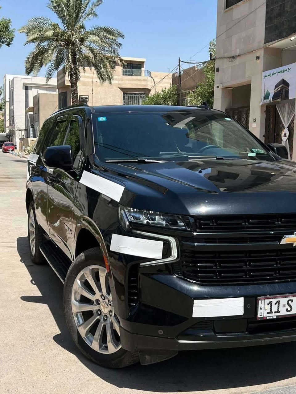 تاهو برامير فول الفول
موديل 2023 فول مواصفات

سياره حيل جديده

ملاحضات

السياره للبيع بدون مراوس

ماشيه (35 الف كيلو حاليا 

وجانت ماشيه 8000 بامريكا

سياره مغلفه PPF ابو 20$ 
مابيها دينار مصرف
نضيفة مرتبة لووووك
سنوية كلشي مدفوع 

شرط  تحويل الي تريدة اسويلك
مستوردها ع ايدي ومصلحه ع ايدي وكل الصور جاهزه قبل وبعد 
والتصليح شركه 
قطعتين صبغ دعاميه وجاملغ ايسر فقط 
والبلاديات موجودات مملعوب بيهن ع وضعهن 
مواصفات 
سياره فول فول برايمر

(سلايت _ شاشه كبير _شاشه لمس _شاشات كشنات)

(صندوق شفط_ كشن جلد _ كشن مساج 
(كشن تبريد تدفئة _ كامره _ حساس
دوسات بلاد
رادار امامي خلفي
 _داخل كامل اسود _كراسي بارد (وحار _كشن خزن _كامل سماعه بيلاد _داتاشو _شغال _ دبل اكسل _ )
وبعد مواصفات ….
تفاصيل كلها مذكورة وصور الحادث موجوده

مكان السياره بغداد  الدورة
اتصال 📞 وواتساب
***********
