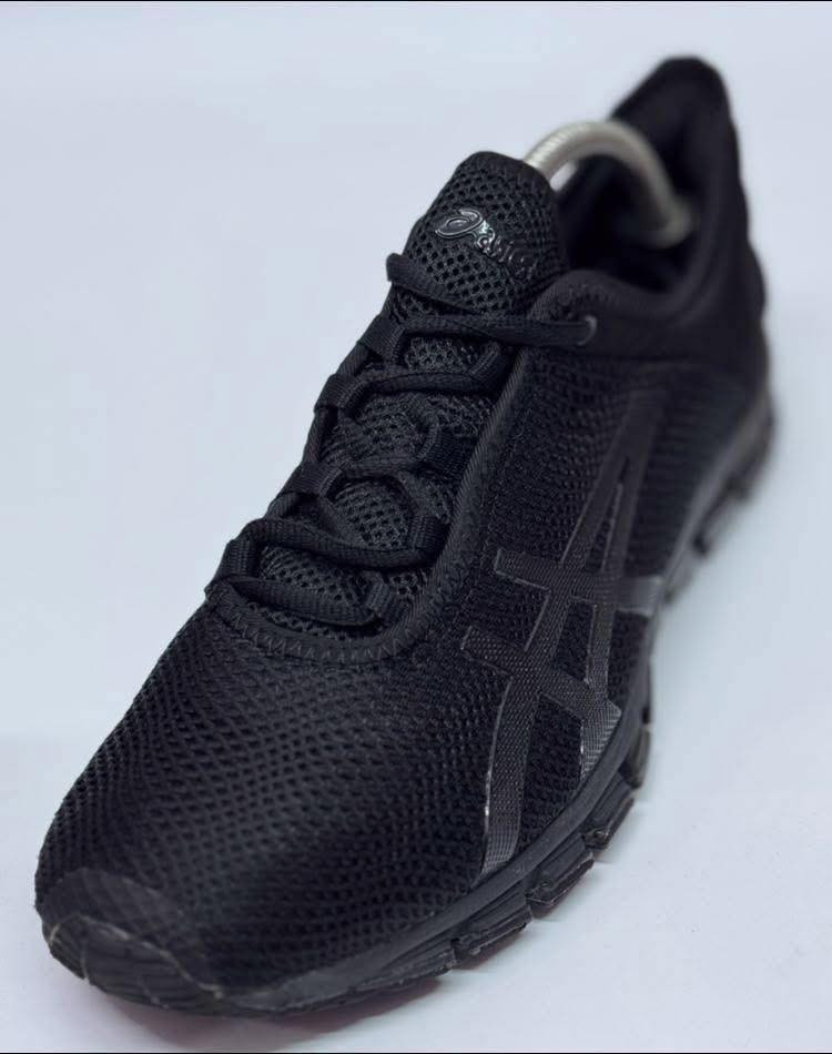 حذاء asics اصلي اورجينال نضافة 100‎%‎

قياس : 43
طول القدم : 27.5

———————————————-

يوجد توصيل 🚚 ( بغداد - محافظات العراق )

☎️رقم الهاتف : ***********

للحجز - دايركت
