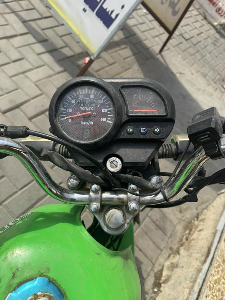 سولنك ماكس وان دراجه نظيفه وعله ايدي ممشتغله دلفري ابد ماشيه 9 الف فقط بغداد البلديات سعرها 900 ***********
