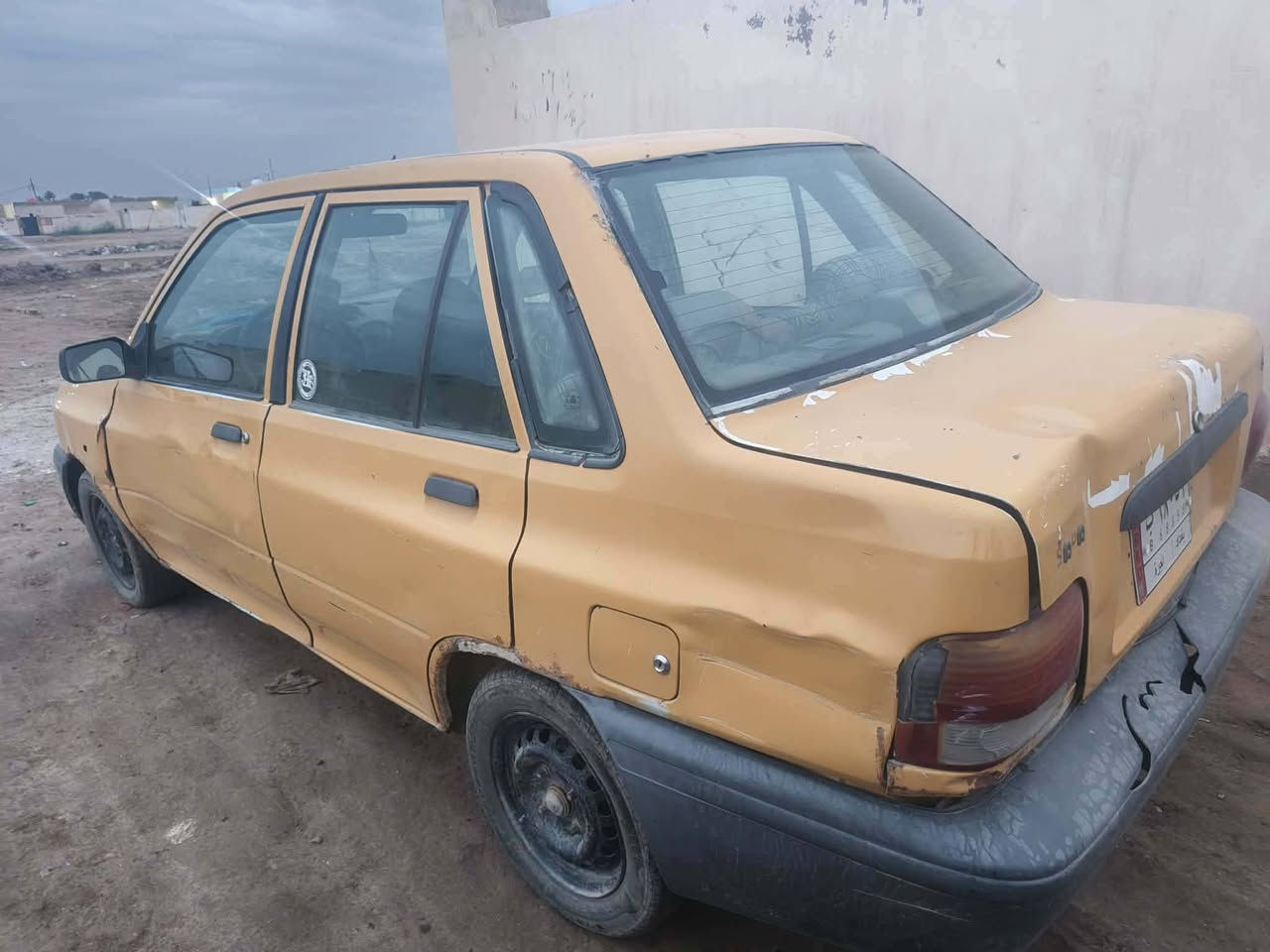 سايبه للبيع موديل ١٢١٢ رقم بغداد سنوية ٢٧ هيئة مصفره غرامات ماعليه مالك بل دوانيه سعر ١٦ وبيه مجال مكينه دخن سياره شغاله رقم الهاتف ***********
