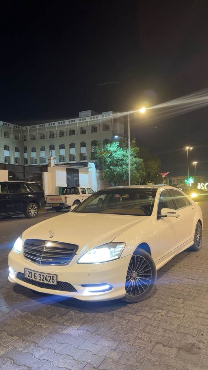 للبيع مرسيدس S350
فول موصفات 

بصمة 

وارد خليجي

بنوراما 

باب طويل 

بردات خلفي وجوانب 

داخل عسلي 

مكينه وكير بشرط 

تبريد ثلج 

رقم سليمانيه الجديد 

تحويل وكالة عادي 

حداديه جديده 

موديل 6 محدث 13 

بيبان شفط 

بيها قطعتين صبغ جمالية 

مكان السياره نجف 

سيارة جديدة مابيها نقص 

مال جناي 

بيع او مراوس بأقل منها

***********
