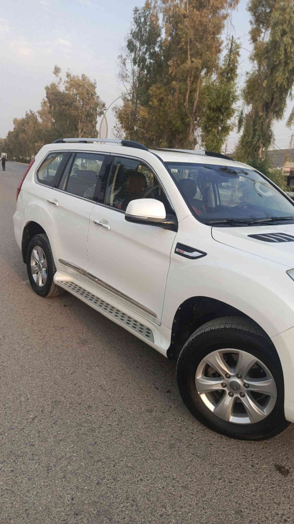 Haval H9 Lux 2018 4wd
-----------------------------------------------------------------------------
سياره للبيع او مراوس بسيارات رقم شمالي (حسب القناعه)
مكينه: 4 سلندر (2000) توربو الماني ( مفتوح مبدل بي بساتم قبل شهر ونص سويته بلشركه )
كير : الماني 8 نمر ZF
الضرر : مابي ضرر كلين فقط تعديل بارد ب اماكن بسيطه جدا
رقم السياره: اربيل بسمي تحويل وكاله 
المواصفات:
بصمه
سقف سلايد
شاشه+الكيج الكتروني
جامات اوتاماتيك
تبريد مركزي 3 قطع
كشنات جلد + هيتر مقاعد الاماميه والخلفيه 
اشارات led داخل السياره 3 الوان
دخول ذكي
ويل كروم
تايرات جديده 
باتري جديد 
داخل قرميدي
كشنات كهرباء
الايتات تدور ويه الاستيرن
مودات قياده 5 
دفع رباعي 
استيرن هيتر
اوتو هولد
هاند بريك بصمه
وبعد بيها هواي مواصفات 
-----------------------------------------------------------------------------
السعر: 155 وبي مجال 
العنوان : كركوك ناحيه التون كوبري
الرقم (***********) 
        (***********)
فقط رقم الكورك بي واتساب 
والسيارة مال بيت استخدام شخصي 
-----------------------------------------------------------------------------
