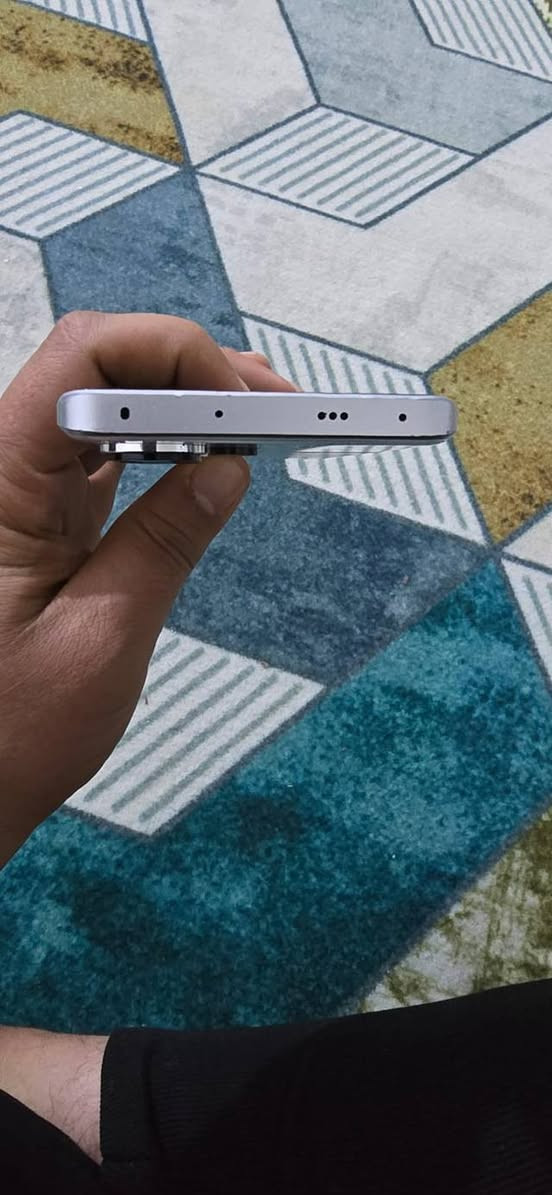 السلام عليكم جهاز ريدمي نوت 13 برو بلس جهاز نظيف نظيف بمعنى الكلمه للبيع عنوان كربلاء الجهاز غني عن التعريف 512 الذاكره كاميرا 200 ميجا بيكسل جهاز كلش مرتب ومواصفاته ما تنعد فقط شراي يدخل جهاز نظيف كلش نظيف سعره 250 وبي مجال وهاي الضربه البي ما مؤثره***********
