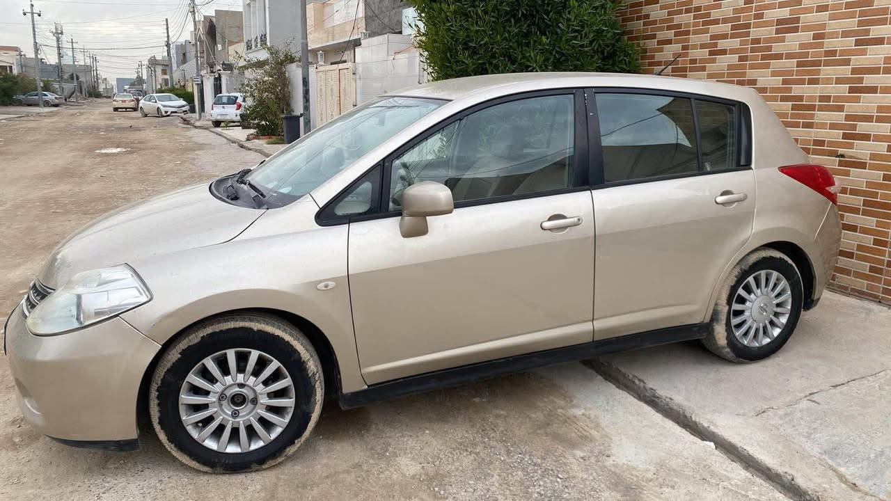 نیسان تیدا 2009 گێڕ ئۆتۆماتیک 
تۆماتیک و جام کارەبایی
گیرو مەکینی بێ عەیب
دینار مەسرەفی تێدا نیە 
ناو زەرد جام کارەبا 
ڕەقەم تازەیە 
ماڵی دۆستە زۆر بێ مەسرەفە 

سعر : داوای بکە لە کۆمێنت بە تایبەت دێت 🤖 

جاملغی دواوەی سبوغە 
٣ پارچەی ساردی هەیە

بۆ زانیاری زیاتر پەیوەندی بە خاوەنی 

*********** أربيل, العراق
