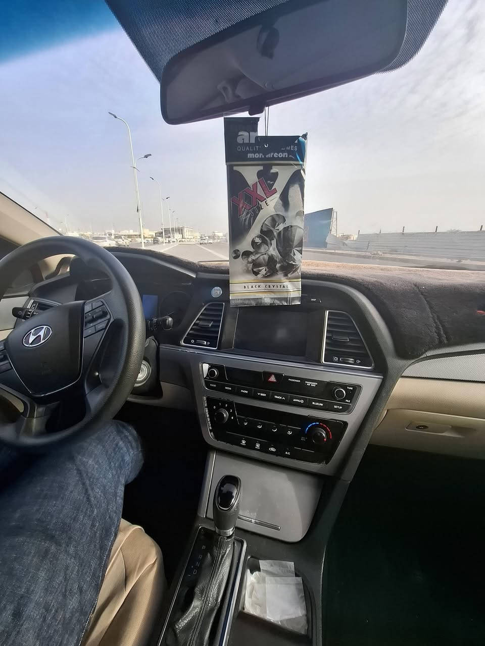 سلام عليكم سوناتا دوات البيع رقم متومه كامله شغل باجات سياره بيه كصه جنطه سياره بانزين مكان البصره سعر 58 كفاله من سرقه نتربول مستعجل البيع محتاج فلوس ضروري 
***********
