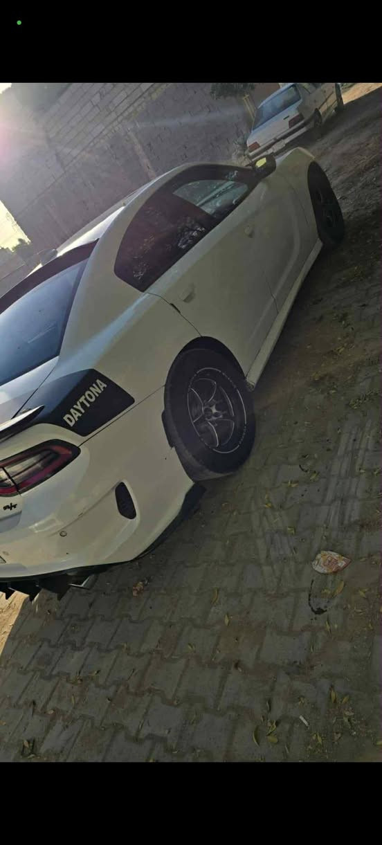 السلام عليكم عليكم جارجر ارتي 2018 ابيض خزن ميموري بيها قماره امبدلة بجم كبس معوقين صايره حره المعوق موجود وتحويل عليها غرامات مليون و٣٠٠ رقم بغداد السعر ١٤٠ والغرامات تنزل من سعر***********
