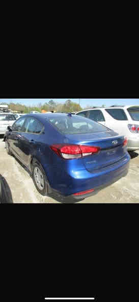 السلام عليكم فورتي 2017 حادث موضح بصور بنيد سطحي بيها بارد شوية من الجاملغلت وباب مكينة 2000دوش  رقم اربيل سنوية باسمي
مكاني بغداد الغزالية
سعر 115 
***********
