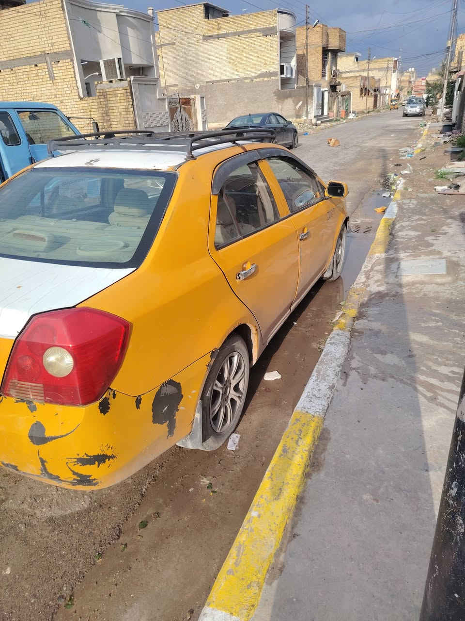 سلام عليكم جيلي  موديل 11 سنويه نافذه من 2023  كشر حلو  كدام عينك مكينه وكير كورله كير عادي  حداديه نص عمر  صاحبها الشرعي موجود يريد تحويل مكاني بغداد الشعب السعر 20 ورقه وبيها مجال بسيط ...... *********** ابو رقيه
