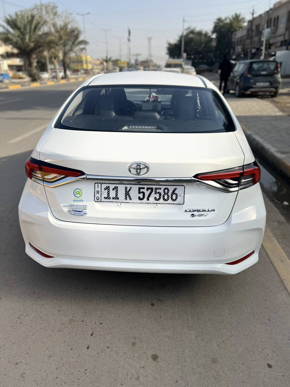 السلام عليكم كورلا هايبرد شكل الخليجي ماشية 3 السيارة بحالة الزيرو بااسمي تحويل مباشر فول مواصفات
بيهة بارد قليل بالجاملغ الامامي 
عنوان الشعب شارع الاسواق المركزية***********
