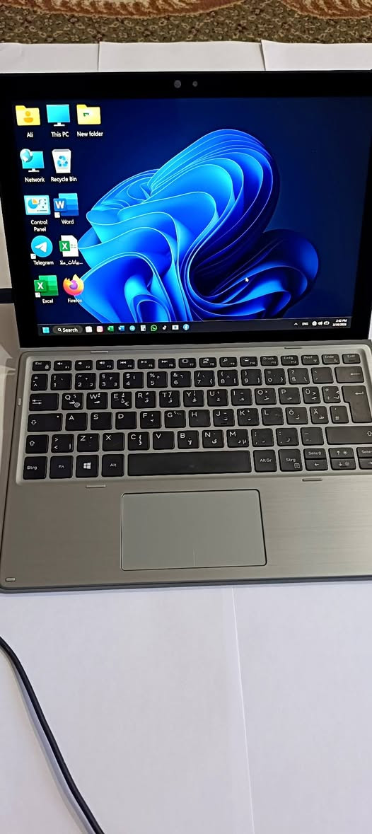 لابتوب dell 7210 متحول للبيع المواصفات مذكورة بالصورة المكان الناصرية / حي اور / السعر 400 / من عنده  الرغبة بالشراء الاتصال على الواتس ***********
