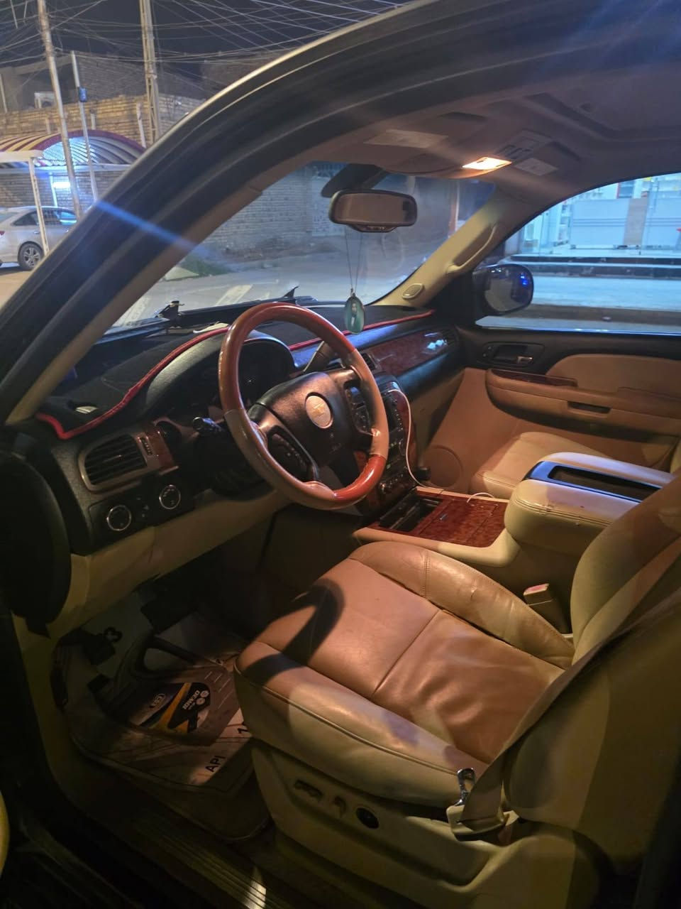 سيارة تاهو 2009 RTZخليجي كفاله عامه كفاله من الكصه مكينه كير مكفول الاستفسارات علئ رقم *********** سعر 90وبيها مجال
