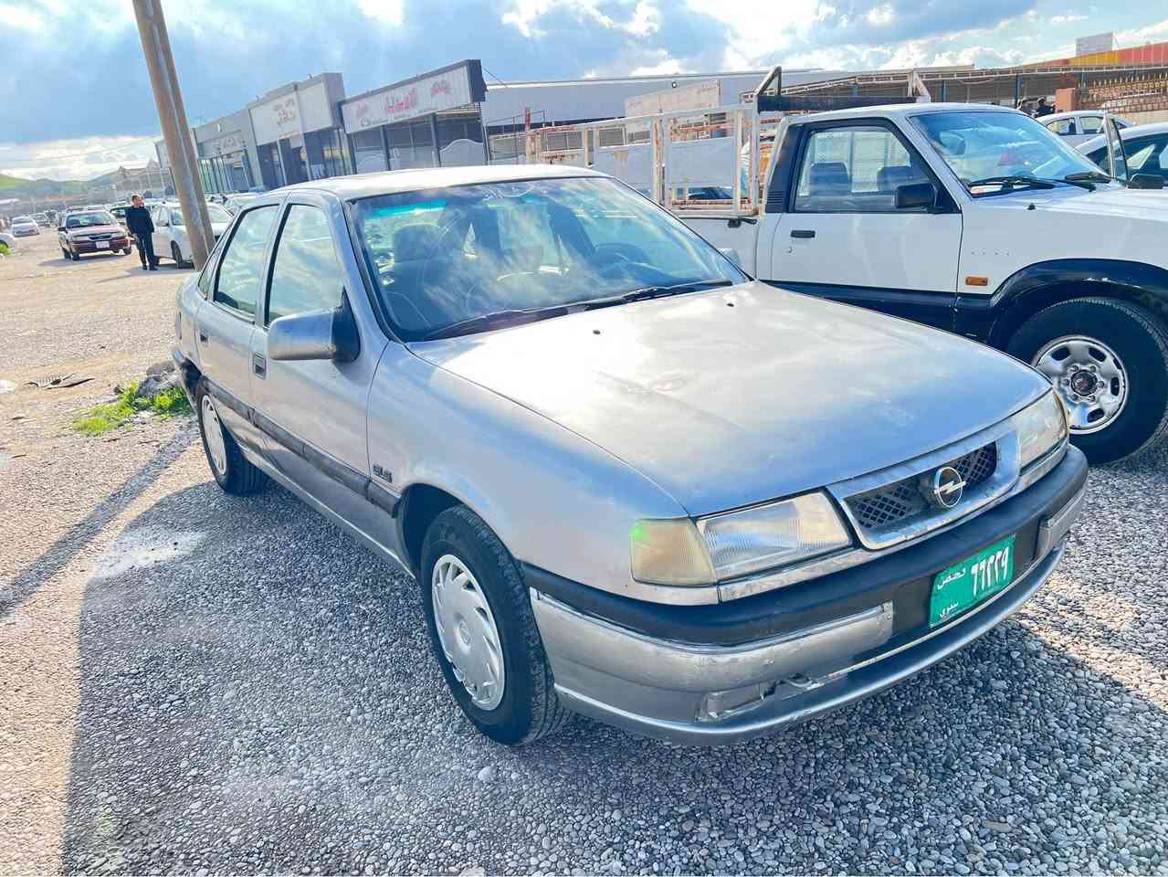 ڤیکترا/1993 مکینە 16 پاوەر
گیرومکینە شرط اولیات بەشەرت،واجهەی اصلی لەگەلە
بێ دەعمە،سعری فۆشتن 19$ مجال
***********
شوین /بەردەرەش
معرض کوردستان اكر, نينوى
