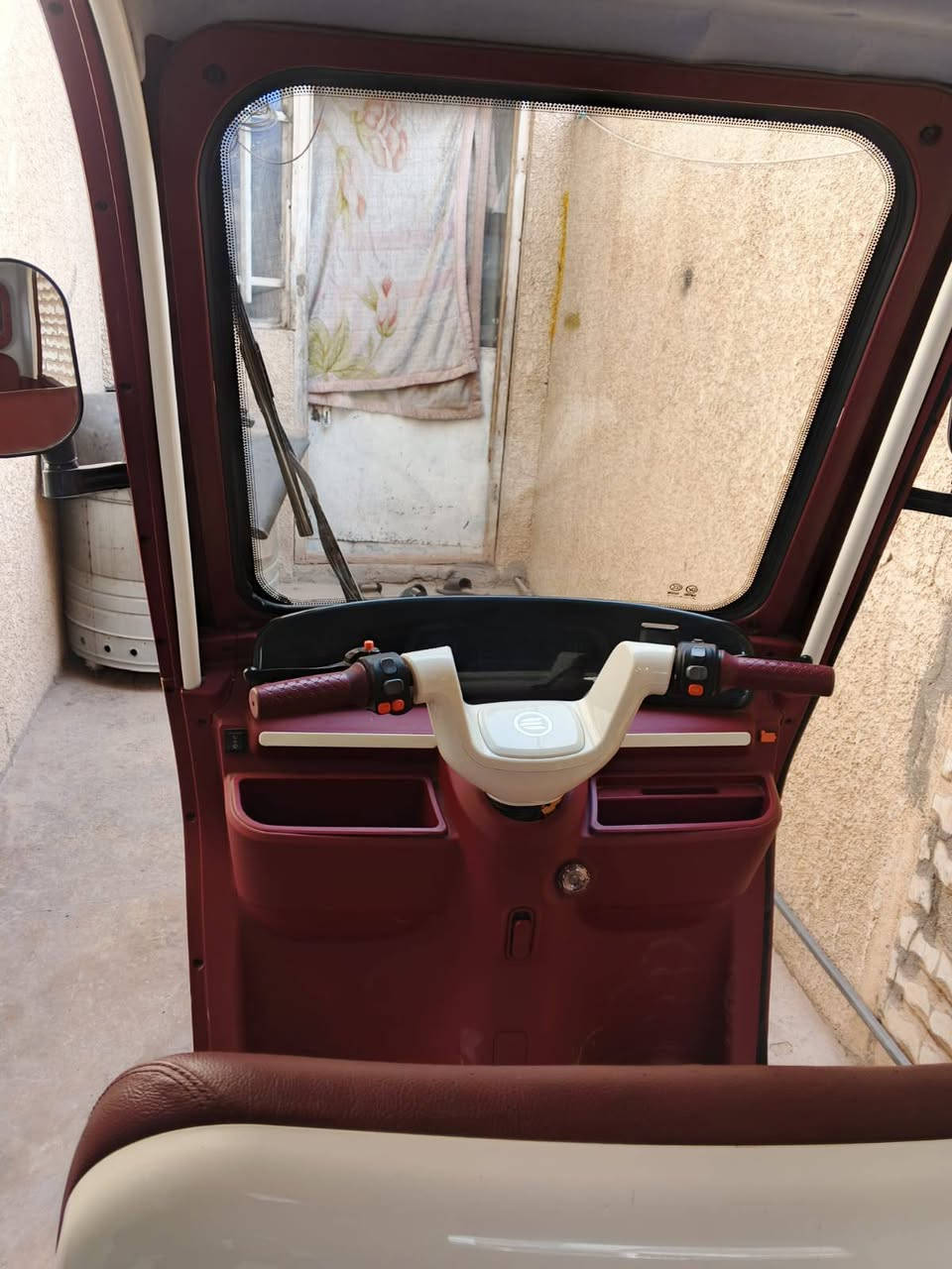 السلام عليكم شحن موديل ٢٥ جديد ه مكاني بغداد البياع شرطة الخامسه السعر مليون و ٦٠٠ وبيهه مجال رقم ***********
