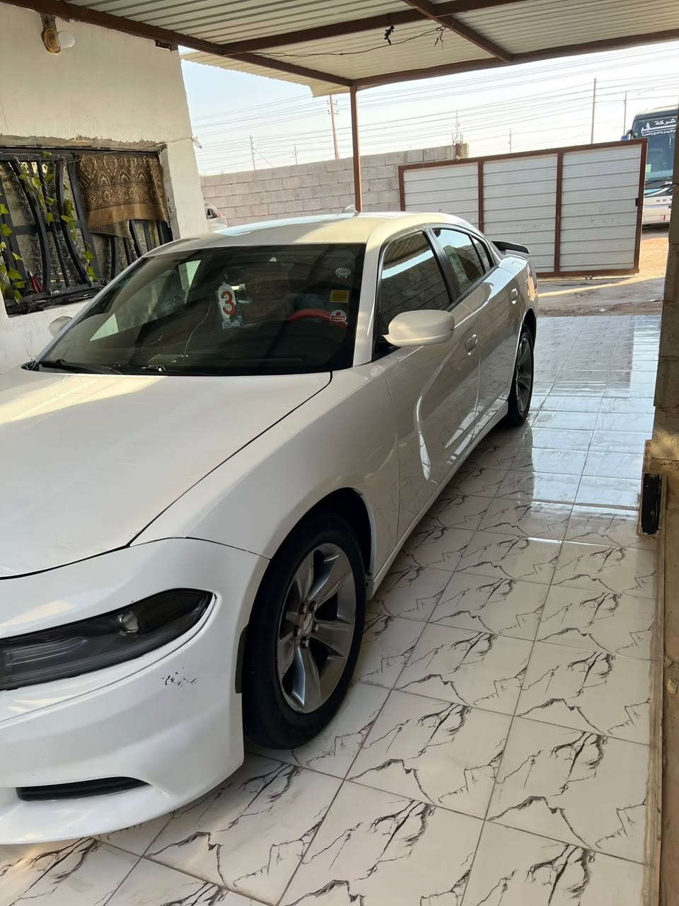 السلام عليكم دوج جارجرsxt موديل 2016 وارد امريكي محرك 6 سلندر حادث بجم وبيها صبغ رقم بغداد بئسمي السعر 175 مكان البصرة 
***********
