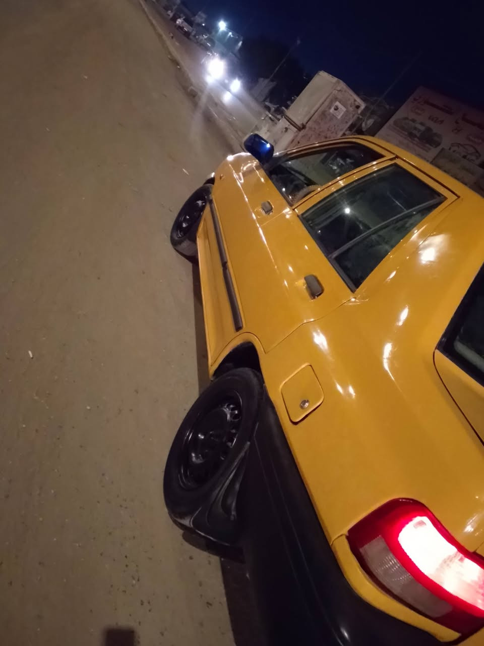 يا الله للبيع سايبه موديل 15 رقم كربلاء
مالكها بلحله سياره تحويل مباشر للمشتري 
مكينه وكير حداديه كفاله  باقي سياره جديده من كلشي 
عنوان حله حي نادر سعر 32 بيه مجال 
***********
***********
