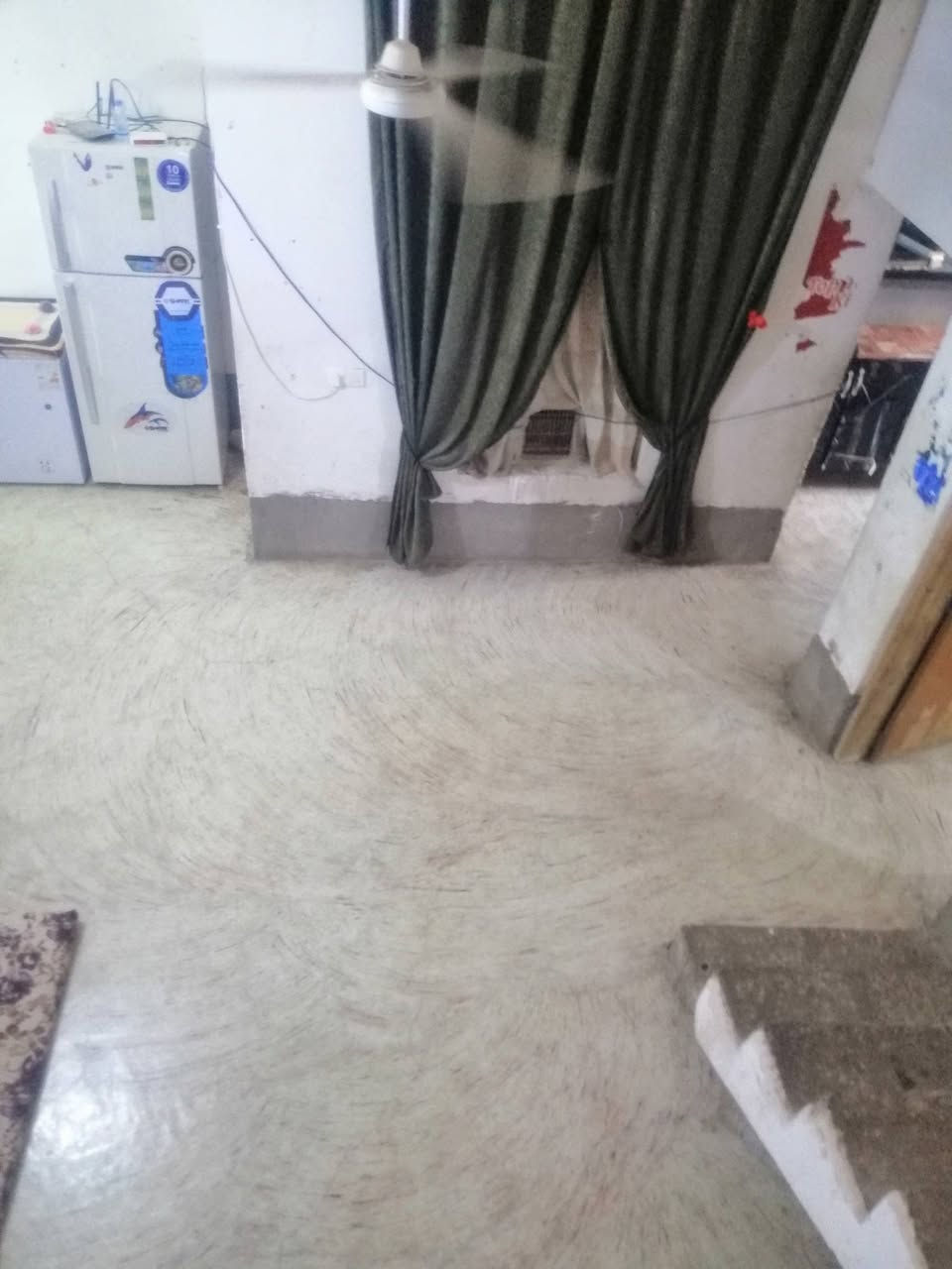 مشتمل للبيع في الفلوجه حي جبيل قرب مدرسة الهمام شارع 10 طابوصرف المساحه ١٣٠ متر ٢طابق بناء بلوك يحتوي على ٢غرف نوم وصاله عدد 2 واستقبال ومطبخ و2 حمامات داخليه وخارجيه السعر ٦٥ مليون وبي مجال بسيط للاستفسار مراجعة مكتب القمه للعقار او الاتصال على الأرقام التاليه *********** ***********
