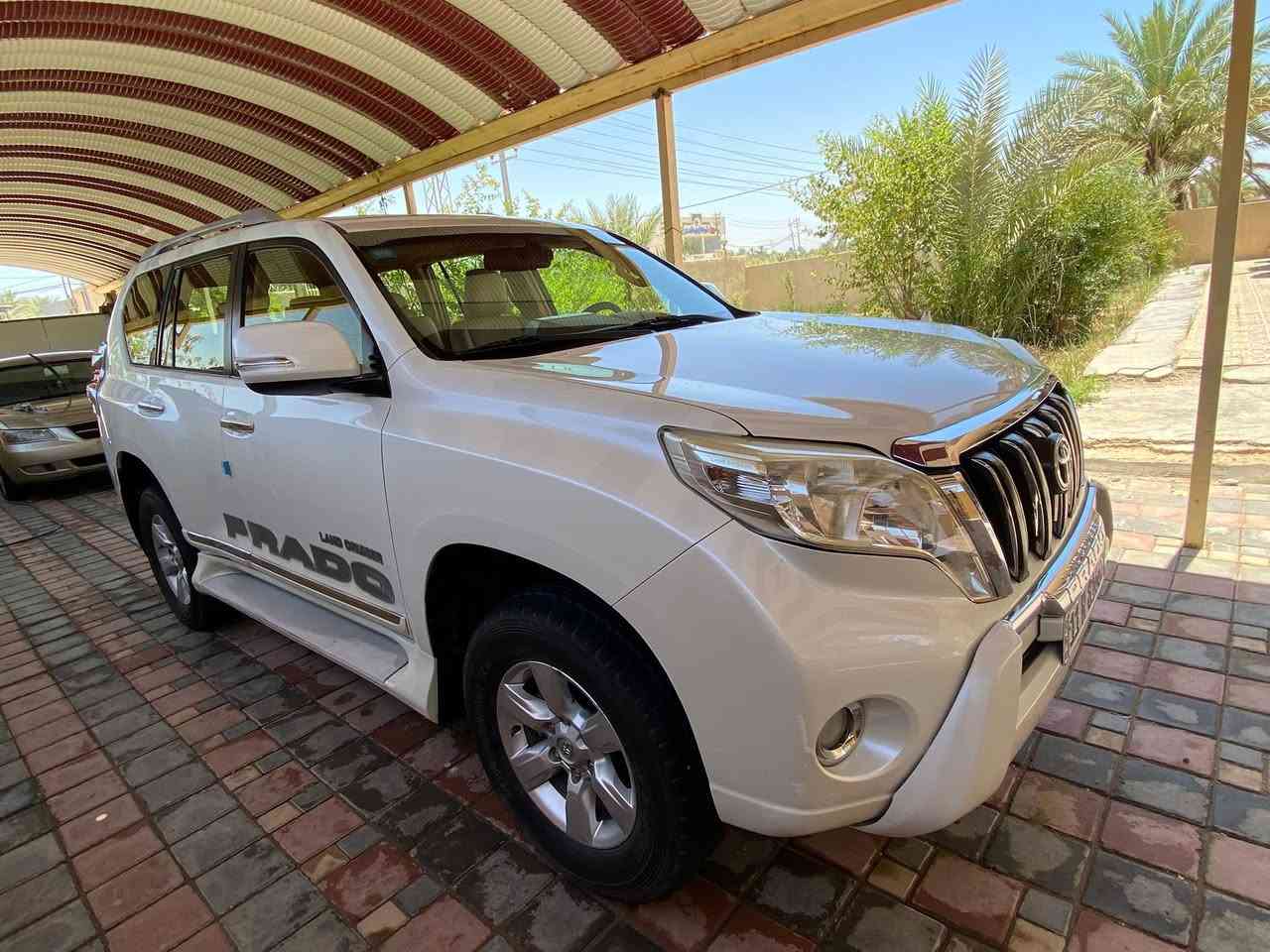 برادو ٢٠١٤ رقم بغداد دولي باسمي مكفولة كفالة عامة جديدة السيارة كلها على وضع الشركة ماشية ٨٠ فقط حقيقي وشرط الفحص جاهزة من كلشي كير ومحرك وحدادية وتبريد محرك ٢٧٠٠ أربعة سلندر. سبعة راكب. فور ويل. ٣ قطع تبريد. مري شفط. اشارة بامري. حساسات وكامرة خلفيه. يدات نيكل. لايت زنون بلادي وبعد بيهال مواصفات معروفة السعر ٢٤٠ مكاني كربلاء ناحية الحسينية 
***********

