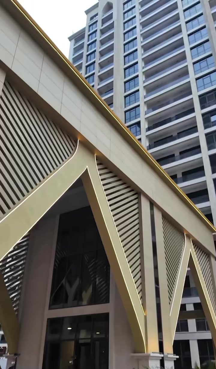 ✨ إذا تدور شقّة وبيئة كلش لكجري ✨

اختيارك المثالي هو أبراج النخلة 🌴
مكان يجمع بين الفخامة، الراحة، والأمان بكل تفاصيله.

🏙️ إطلالات راقية
🛋️ تصميم عصري وتشطيبات فخمة
🔒 أمان وخدمات متكاملة
🌿 أجواء هادئة ومناسبة للعائلة

عيش المستوى اللي تستحقه… وابدأ حياة جديدة بكل رفاهية 💫

📩 راسلنا حتى تعرف التفاصيل
***********
