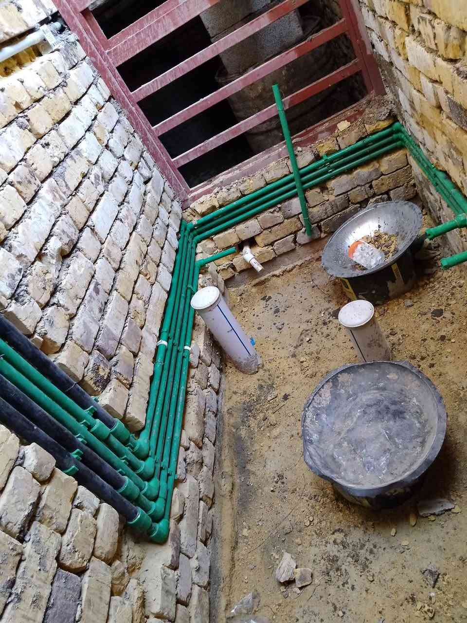 تأسيس ماء🚰 ومجاري🚽  بأحدث الطرق
تأسيس ماء بواري دفن ppr  بأحدث الانظمة 

 تأسيس نظام النوازل 
تأسيس نظام البوستر 
 تأسيس نظام خلاطات الماء دفن بالكامل
 تأسيس منظومة الغاز
تأسيس منظومة تقطير ماء السبالت
——
تأسيس مجاري شغل درجة اولى يوجد نظامين 
النظام الاول والمعروف الكلاسك الاعتيادي
النظام الثاني نظام التعليك الحديث / المغاسل تعليك و الغربي تعليك🚽
——
تقفيل المنازل🏘️ / تانكي / كيزر / ماطور الماء / 
المغاسل / جميع الخلاطات الصحية /.  حفر جميع انواع الكونكريت بنضام الكور ارضي+جداري
للأستفسار الاتصال على الارقام*********** او مراسلة الصفحة. 
‭
