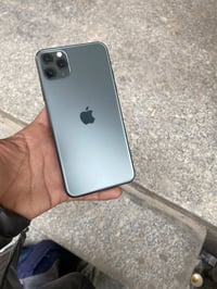 آيفون 11 برو • نضافة • دبل سيم