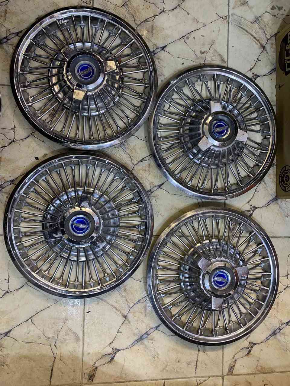 سلام عليكم تخم كبات موستنك نضافه شوفت عينك بيهن واحد ٣ سيامه طاكه بدون لا فتح ولا عواج ولا ركله شاخات اصليه نضاف تجي تشوف وتقتنع وتاخذهن *********** تفاصيل اكثر اتصل وبيك خير ودالل
