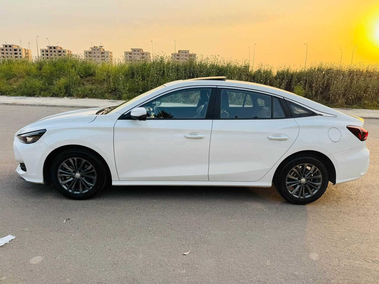 MG GT 2025 🔥
ئێمجی جی تی ٢٠٢٥ فوول مواسەفات 
(مواسەفات : پێش و پشت لید - ویل کڕۆم - ئاوێنە ئیشاڕە - ئاوێنە شەفت - یەدە بەسمە - سلایت - شاشە ئەکتیڤ - سوکان ڤۆلیۆم )
سەیارەکە زۆر خاوێمە دەعامی لۆ دەعامی سبوغ ساردە کوت گێڕ مەکینە تەزرە بە شەرت 
نرخ : 117$ 🔥 
شوێن : هەولێر 🔥
پەیوەندی : ***********🔥 أربيل, العراق
