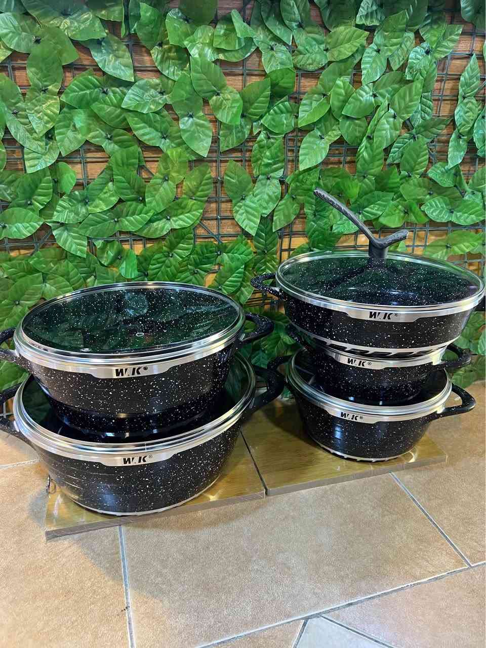 تاقم مەنجەڵ بەکارنەهاتوو لۆک
قیاسی مەنجەڵەکان ٢٠سم ٢٤ سم ٢٨ سم ٢٨ سم ٣٢سم
نرخی کامل ٦٥ هەزار سلێمانی السليمانية, العراق


**إذا كنت صاحب هذا الإعلان وتريد حذفه لأي سبب، رجاءا أرسل رسالة إلى الدعم الفني**