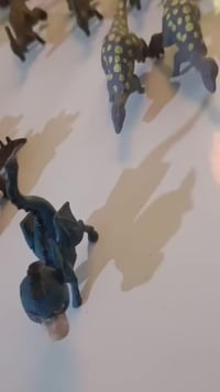 دينصورات مصغرات • ٢٥ قطعة