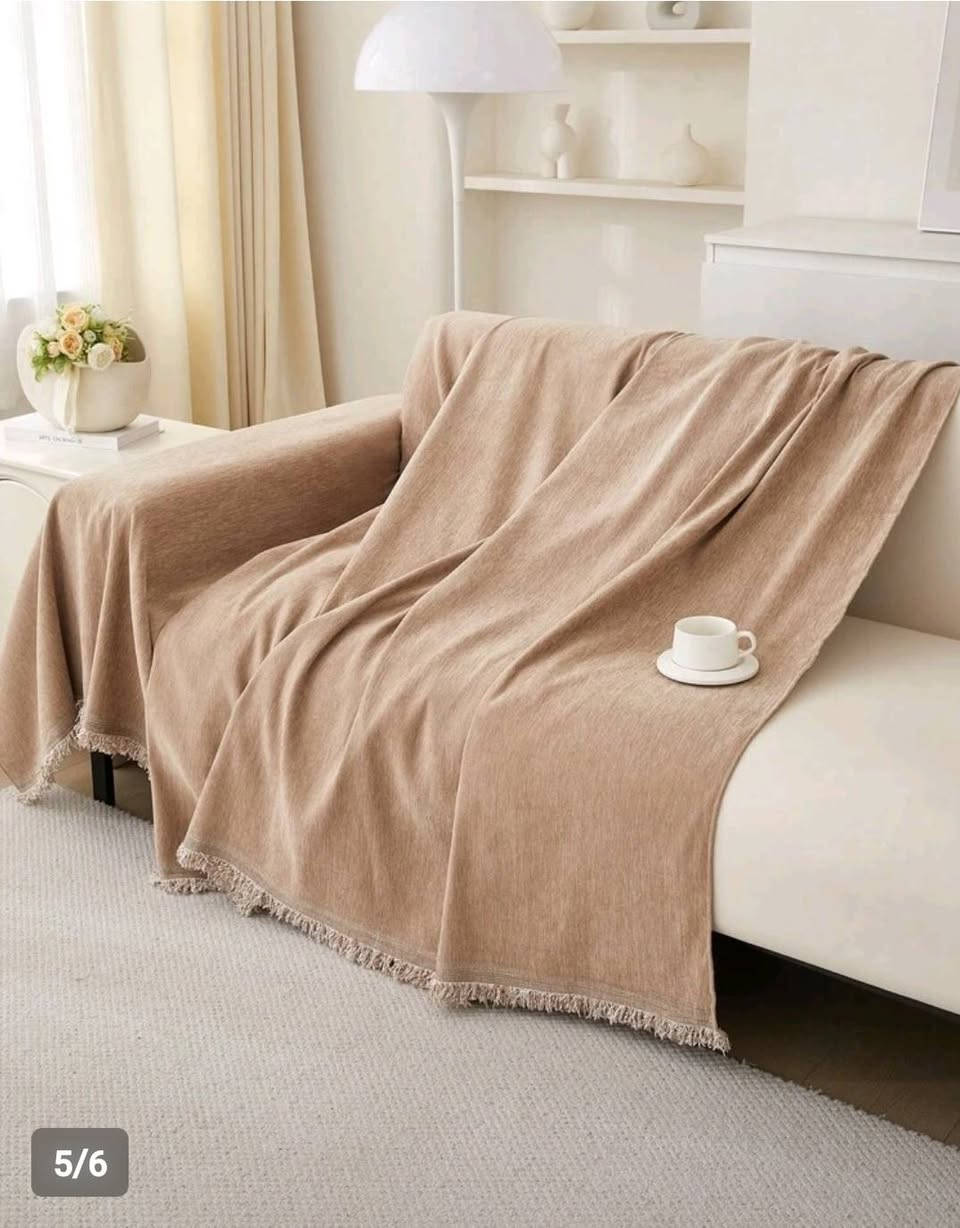 الفرشة هاي فد شي كلش راقي 
قماش وجودة تصنيع 
الموقع شي ان 
وتر بروف (ضد الماي) 
السعر بالموقع ٥٠ دولار موجود بالصور
السعر يمنا ٢٠ الف فقط


**إذا كنت صاحب هذا الإعلان وتريد حذفه لأي سبب، رجاءا أرسل رسالة إلى الدعم الفني**