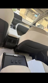 تويوتا كراون  -خليجي السياره  -موديل 2023 -تبريد بالكراسي  كراسي ثنين ...