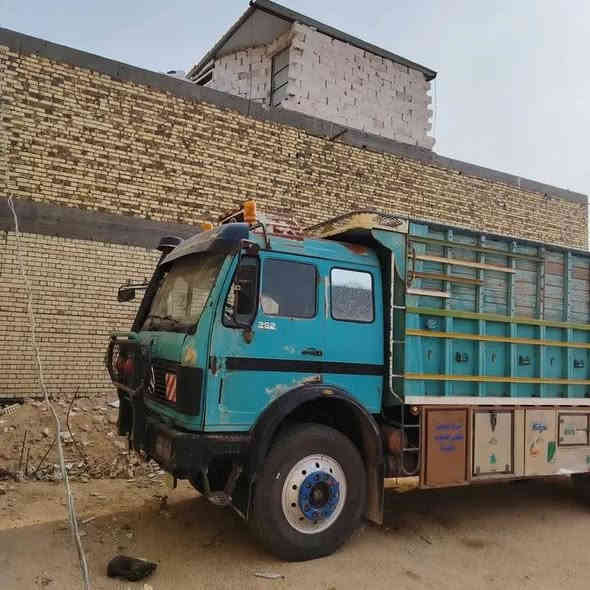 سلام عليكم للبيع البي شاصي 75 برچيم كفالة عامة شاصي مكفول بدون صبغ مكينة 10 جديدة لا وصرف ولا بخار اكسن چي اف مل 82 كير برميل 160 رقم كركوك انكليزي 3 لوحات اماسسة مقطورة قمارة ابلادية بدون صبغ تخم تاير حدادية جديدة الاستفسار ***********
