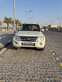 باجيرو ٢٠١٤ • مكينة ٣٥٠٠ • رقم بصره